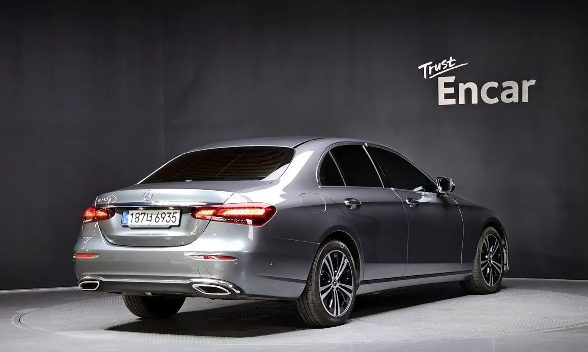 Mercedes-Benz E-Class 2021 из KR, фото 4