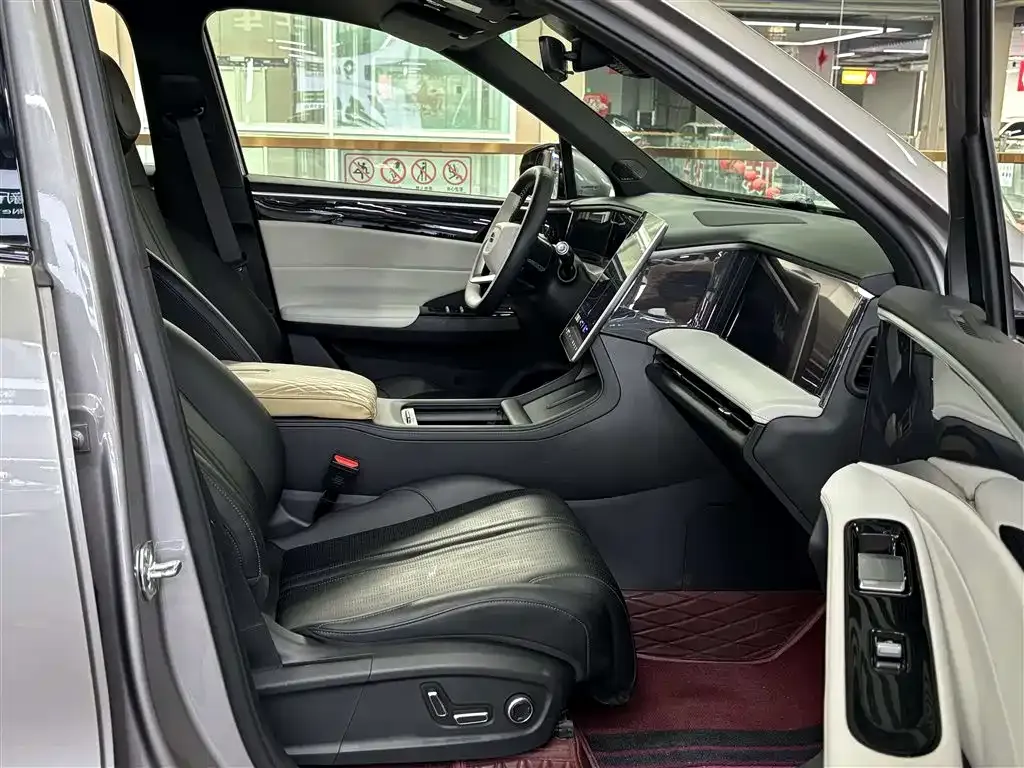 Geely Galaxy L7 — фото 9