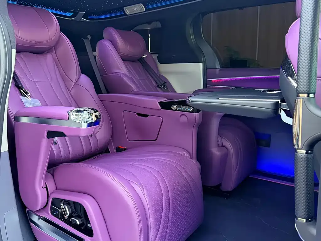 Toyota Granvia — фото 2