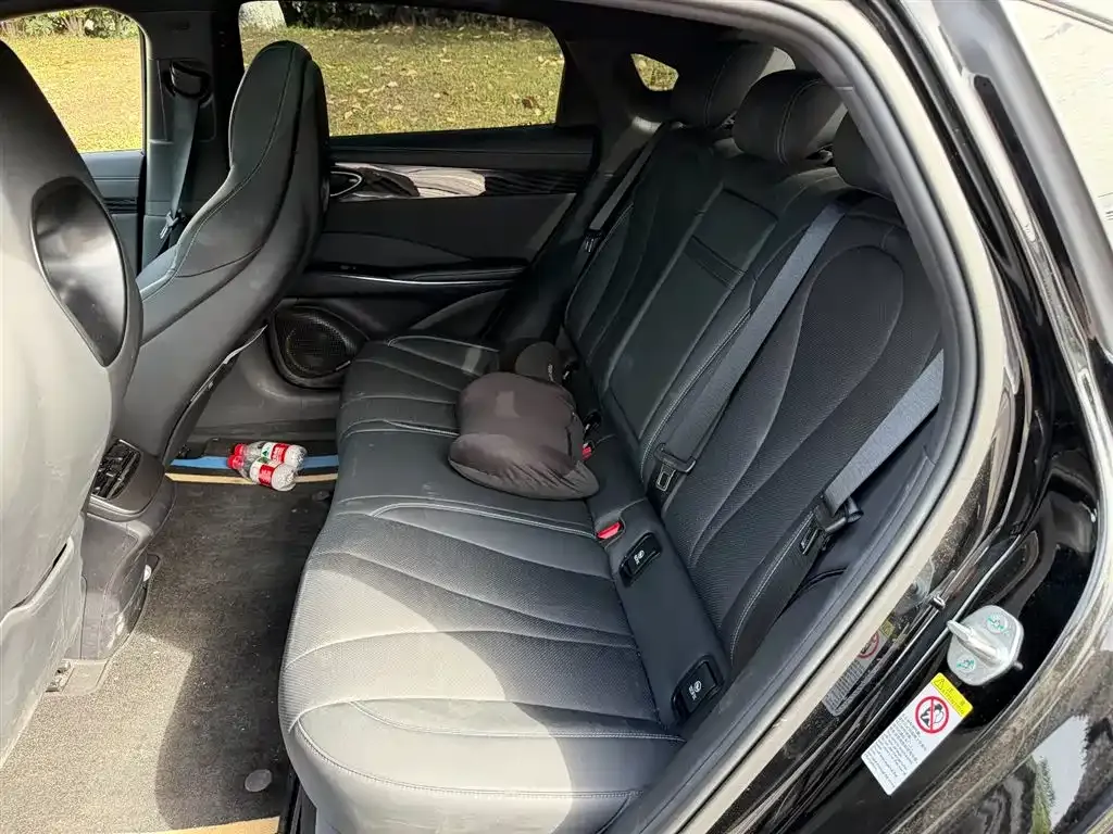 BYD Seal — фото 7