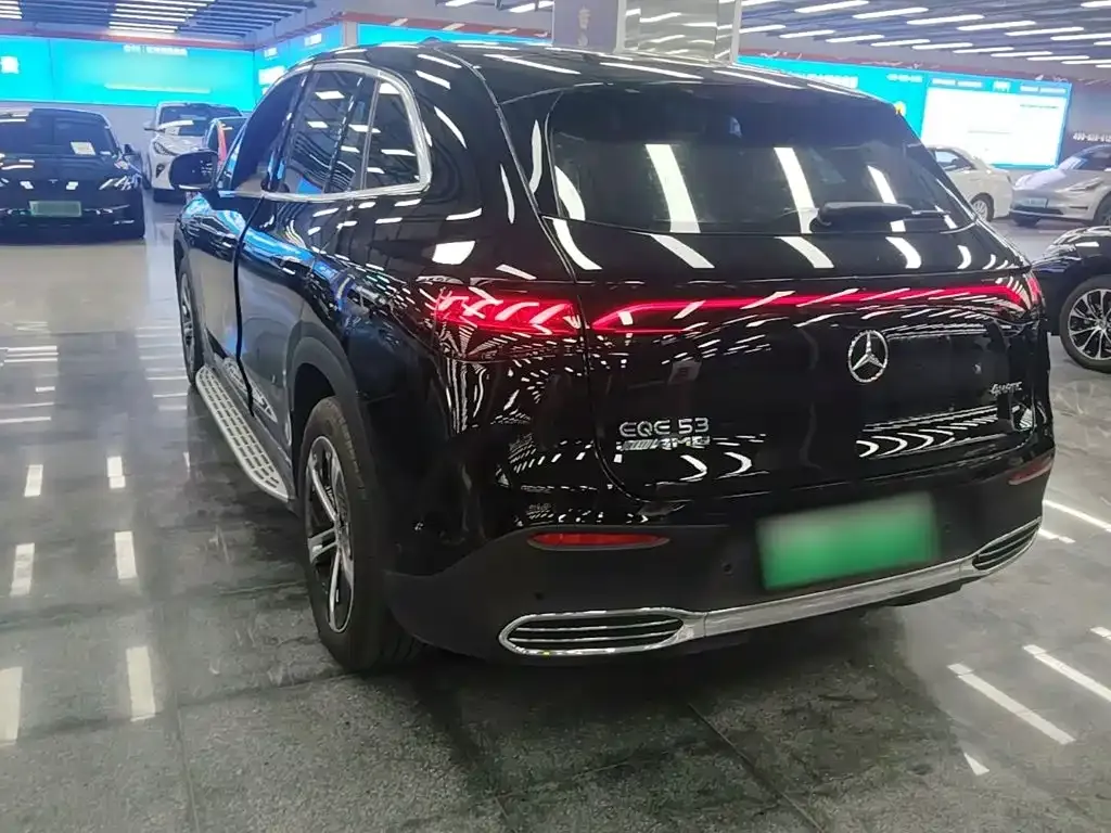Mercedes-Benz EQE SUV 2023 из CN, фото 7