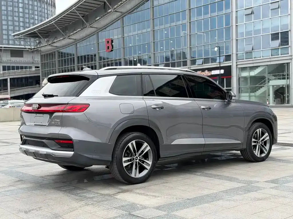 Audi Q6 2022 из CN, фото 3