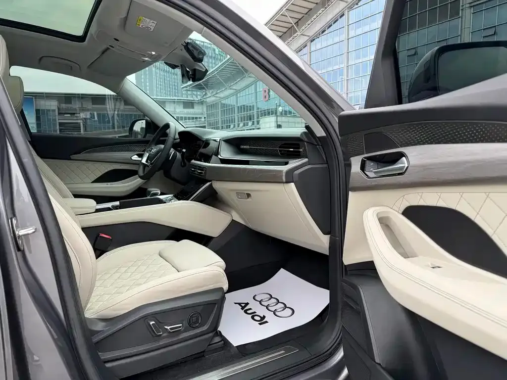 Audi Q6 2022 из CN, фото 2