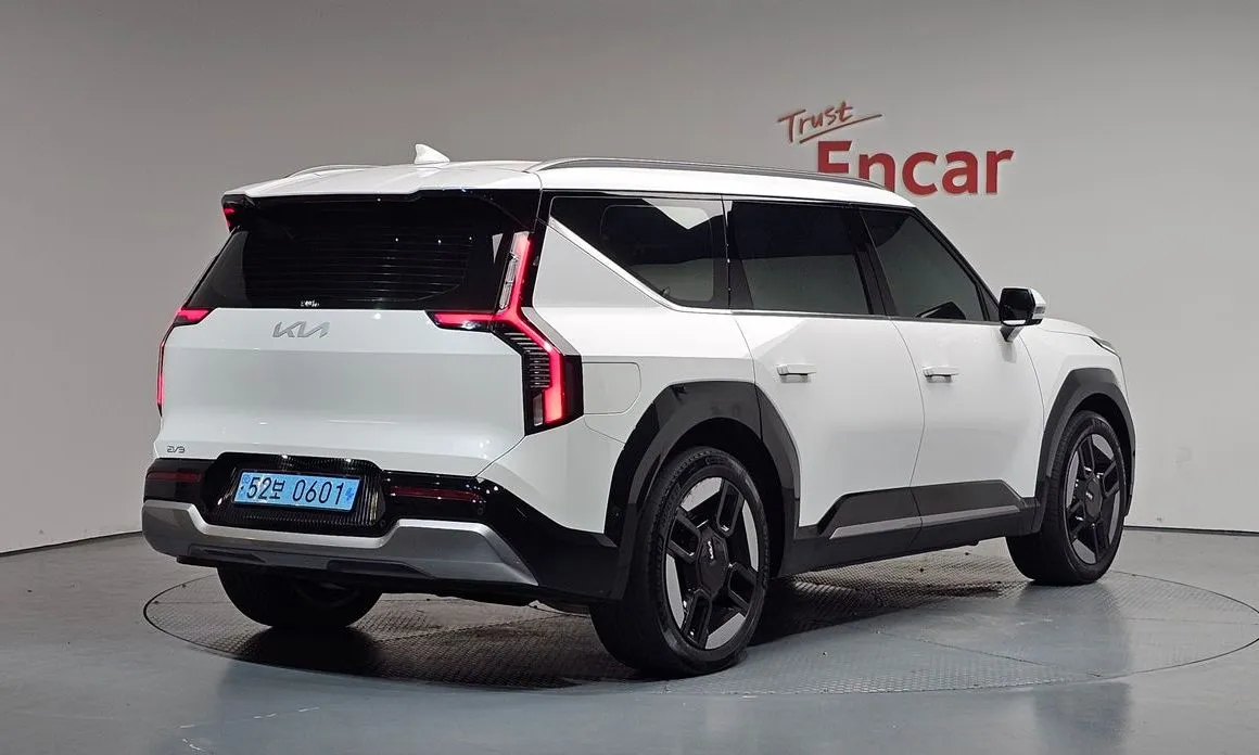 Kia EV9 2024 из KR, фото 8