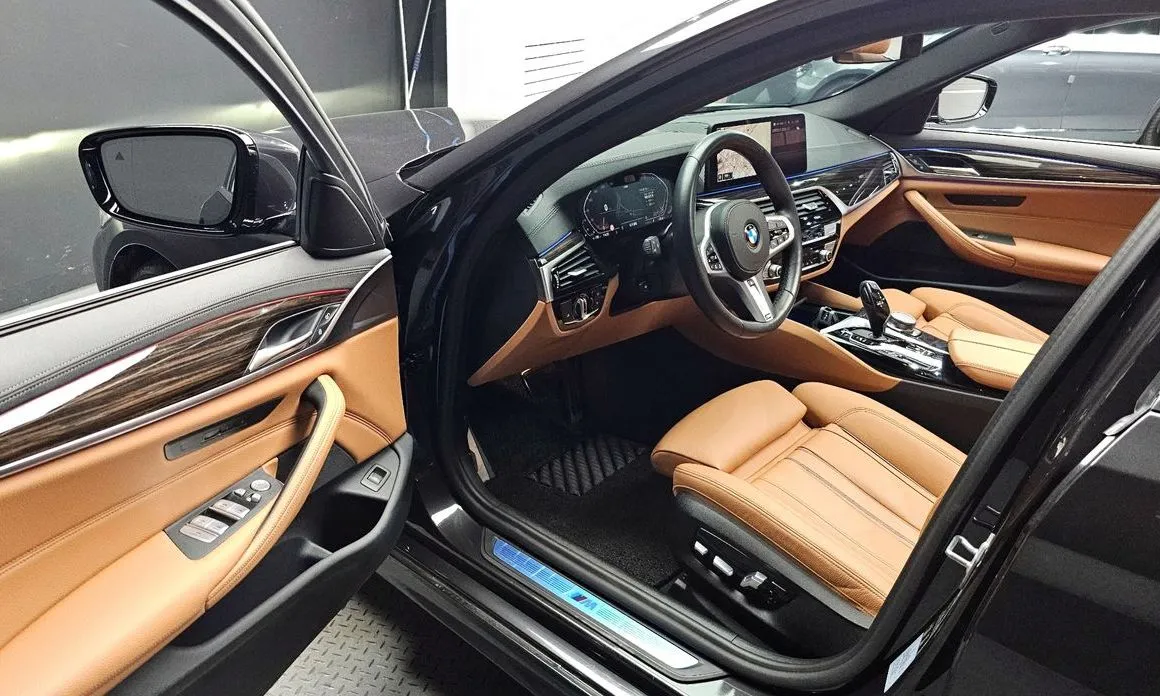 BMW 5-Series 2021 из KR, фото 10