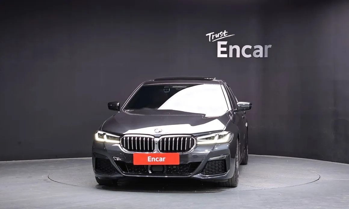 BMW 5-Series 2021 из KR, фото 3