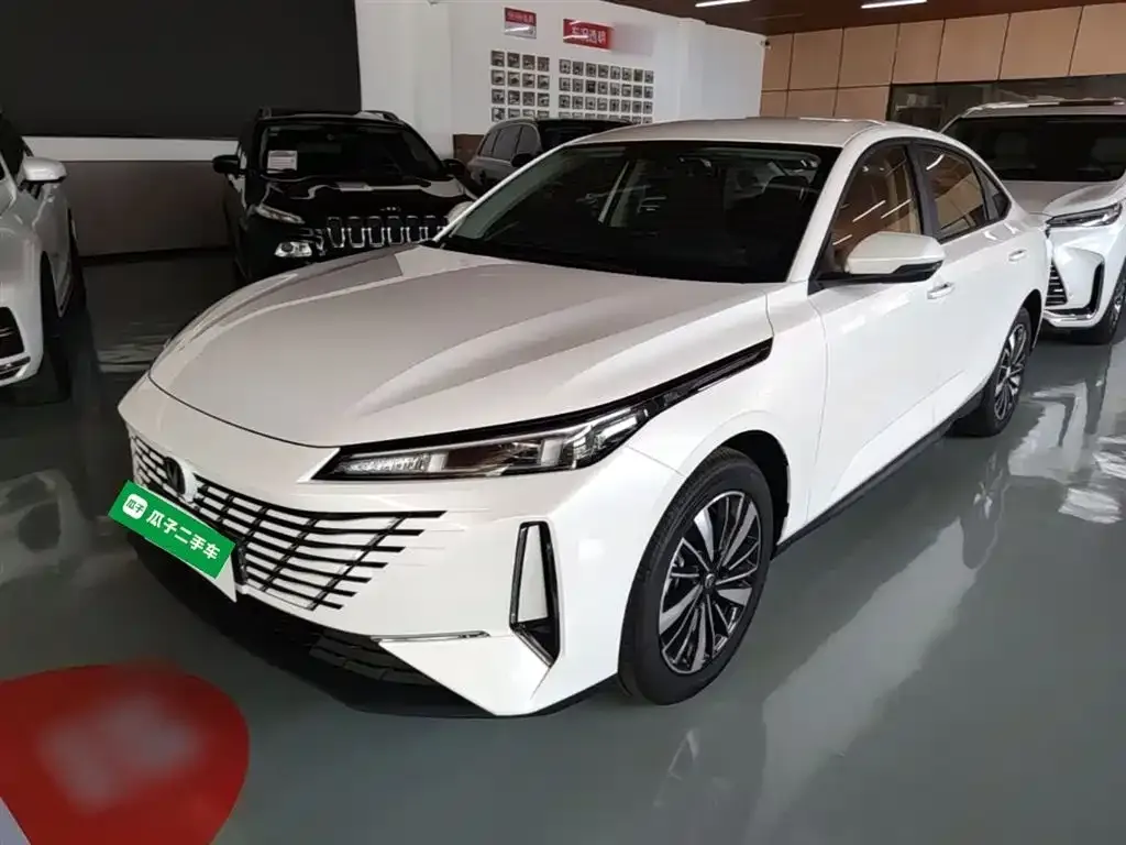 Changan Eado PHEV 2026 из CN, фото 8