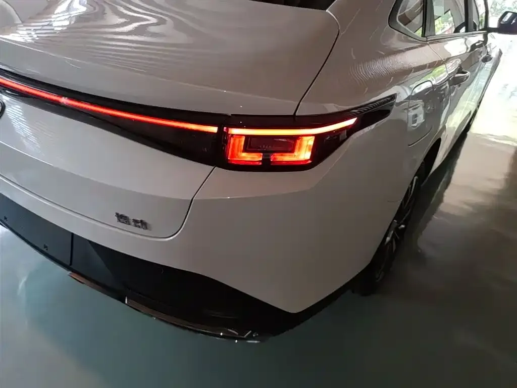 Changan Eado PHEV 2026 из CN, фото 4