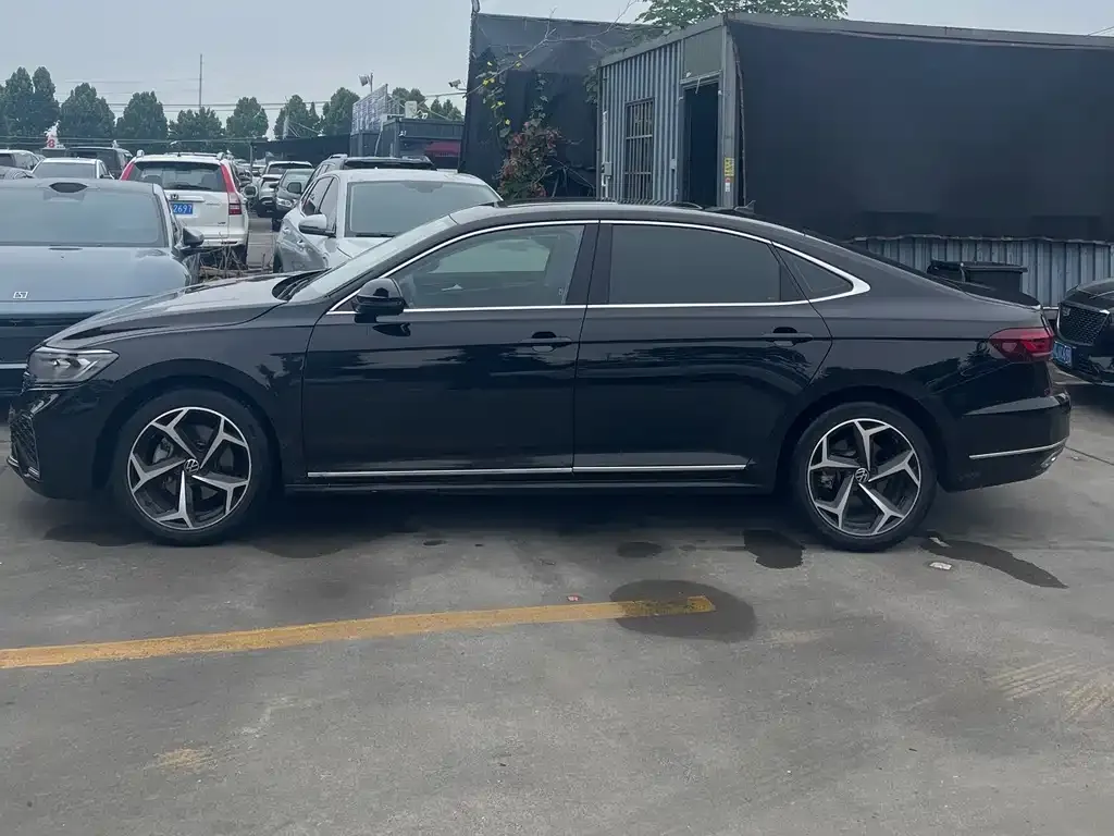 Volkswagen Passat — фото 2
