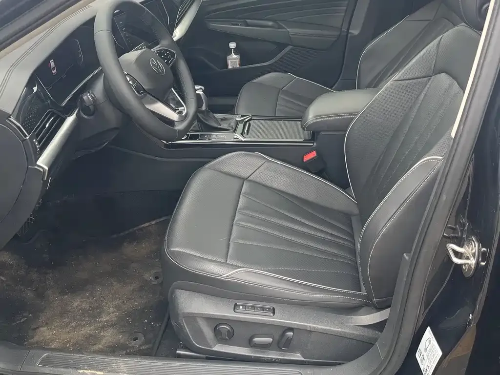 Volkswagen Passat — фото 4