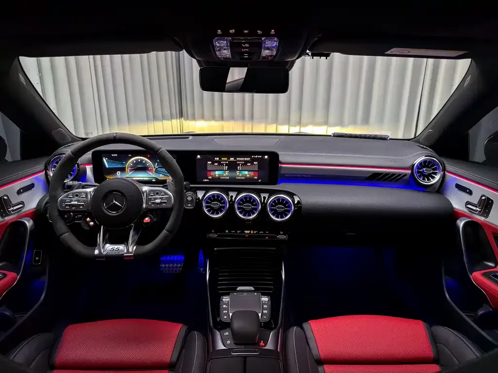 Mercedes-Benz CLA AMG — фото 8