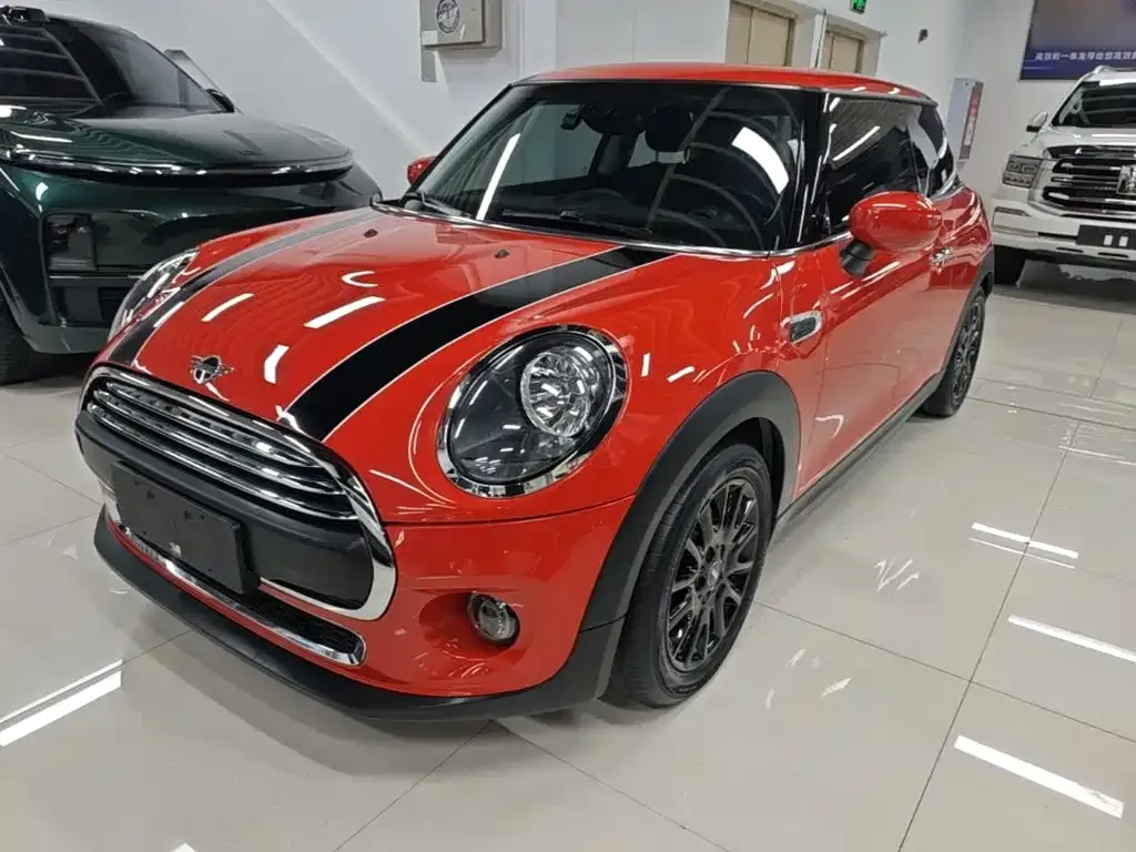 MINI Cooper (3-door)