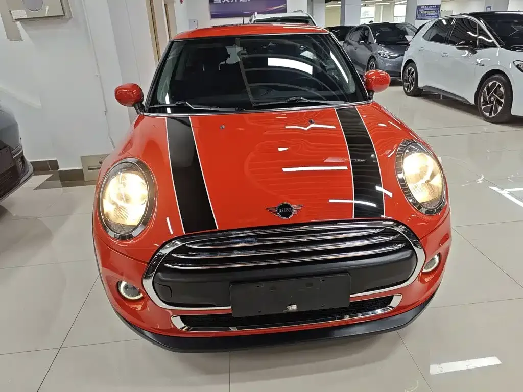 MINI Cooper (3-door) 2021 из CN, фото 2