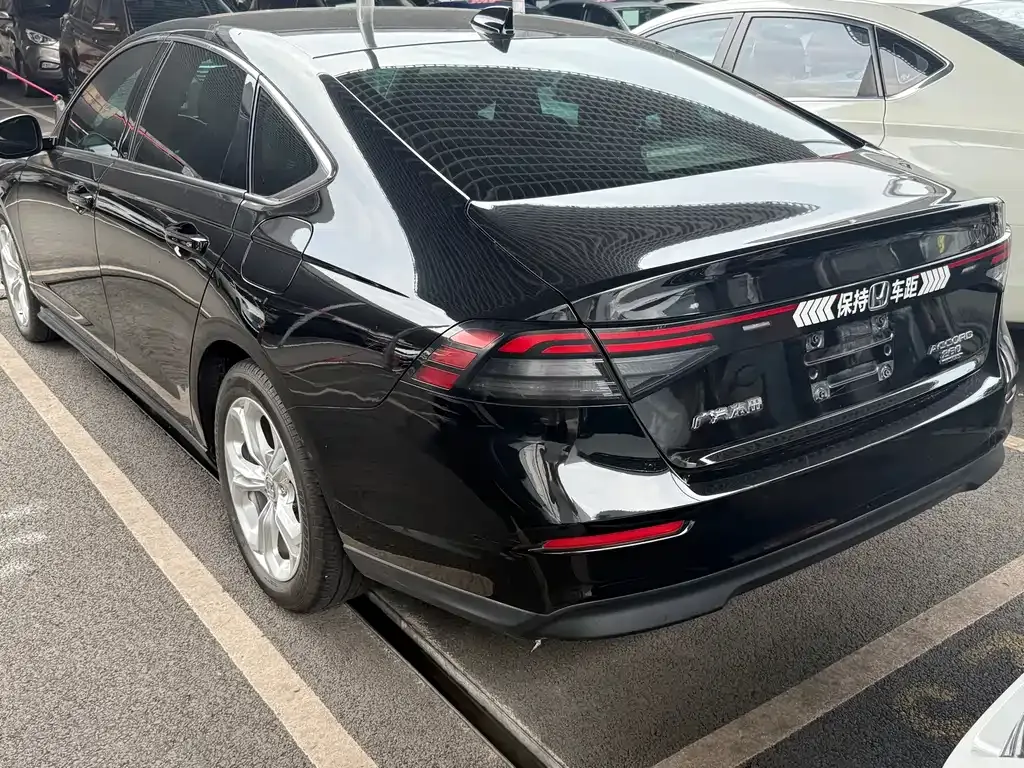 Honda Accord 2024 из CN, фото 7