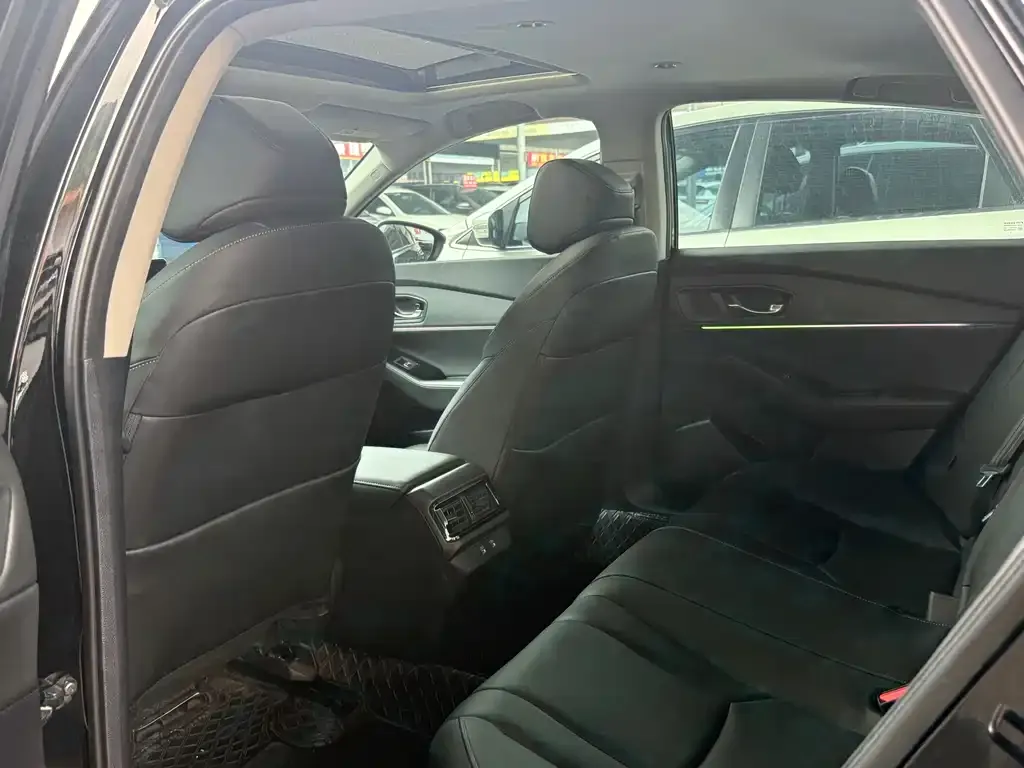 Honda Accord 2024 из CN, фото 4