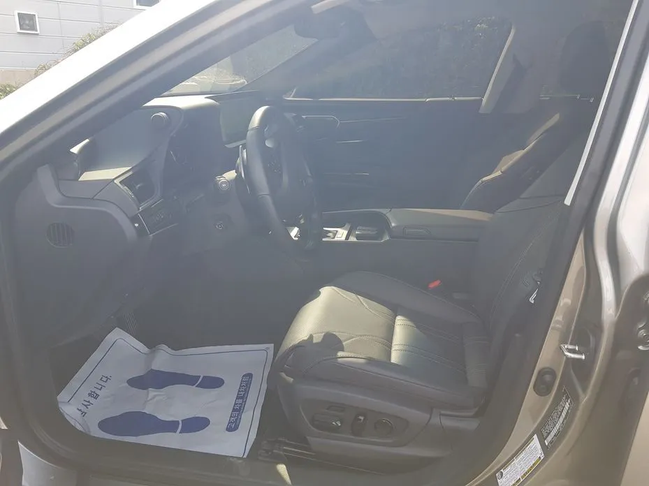 Lexus ES 2026 из KR, фото 2