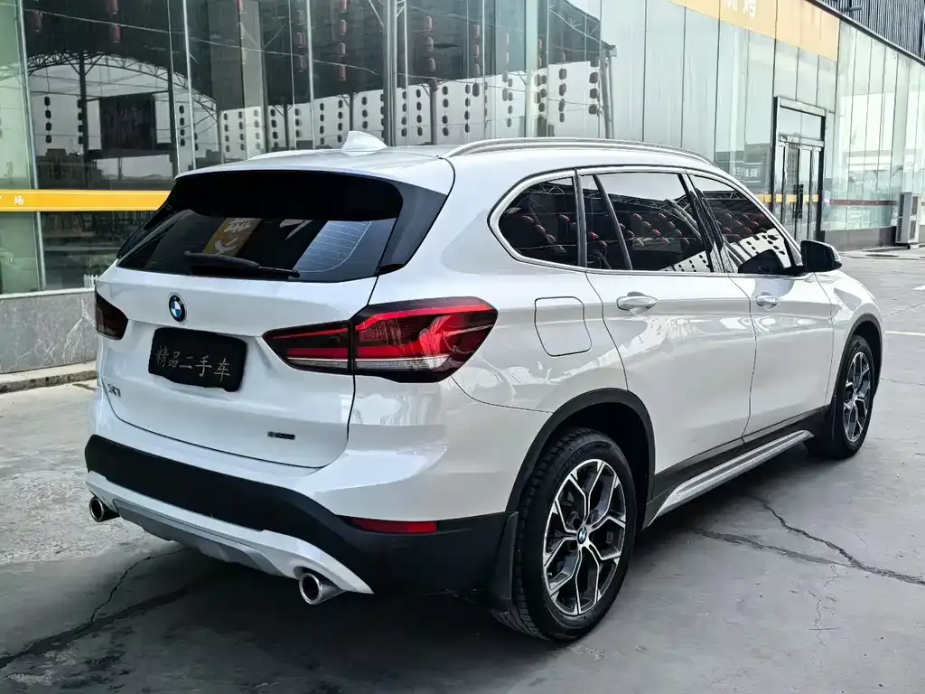 BMW X1 — фото 6