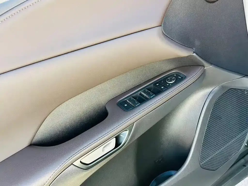 Lexus RX — фото 3