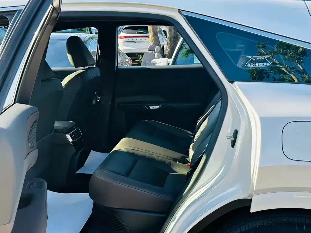 Lexus RX — фото 2