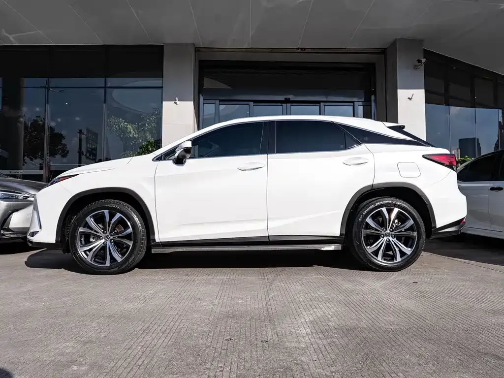 Lexus RX — фото 9