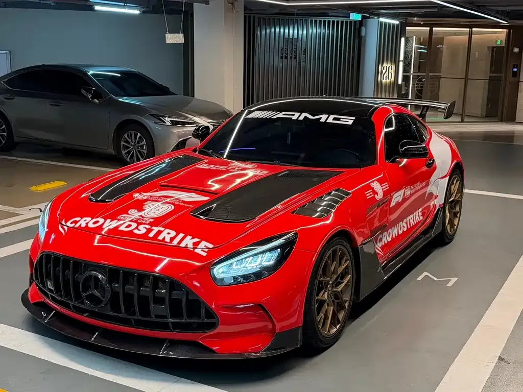 Mercedes-Benz AMG GT — фото 8