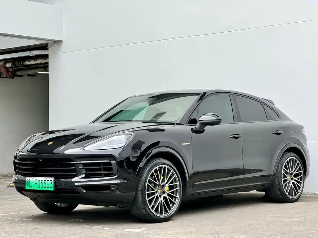 Porsche Cayenne Hybrid — фото 1