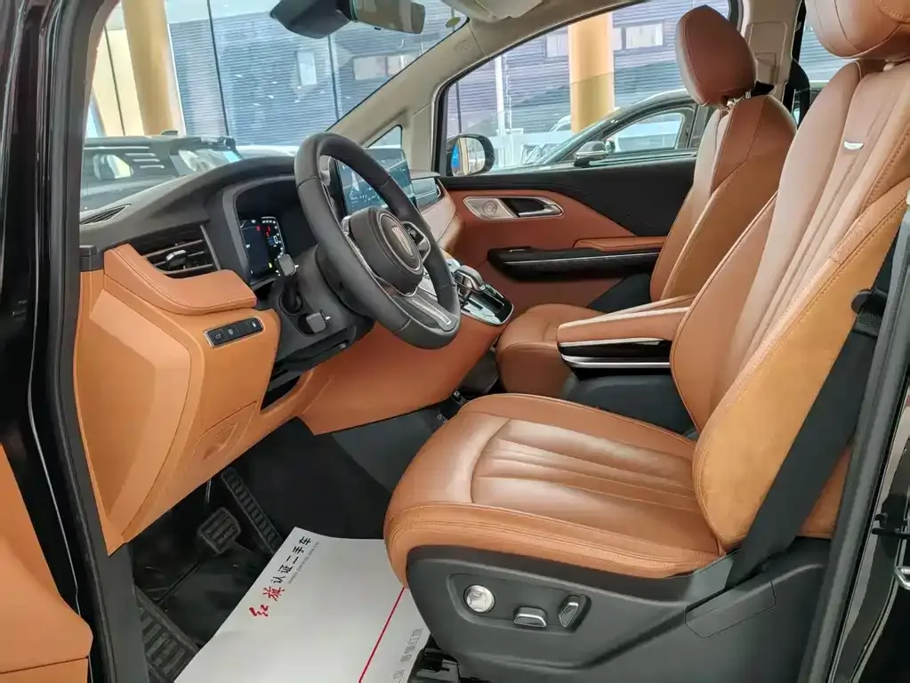 Hongqi HQ9 PHEV 2025 из CN, фото 3