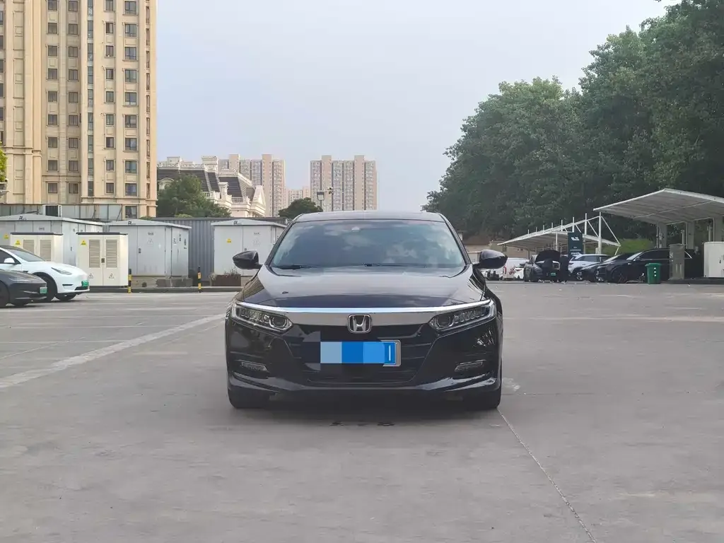 Honda Accord — фото 5