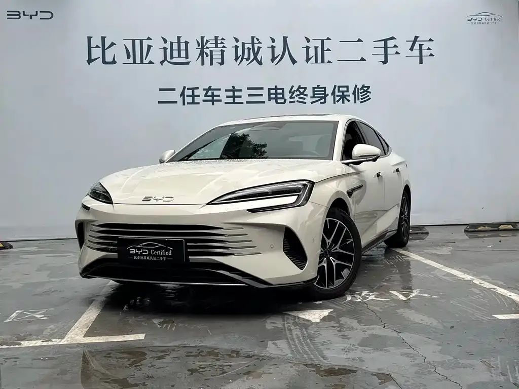 BYD Seal 07 DM-i — фото 1