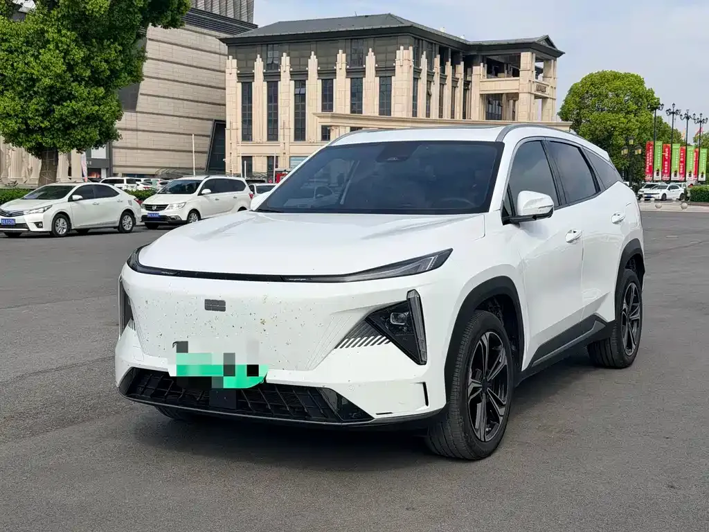 Geely Galaxy L7 — фото 1