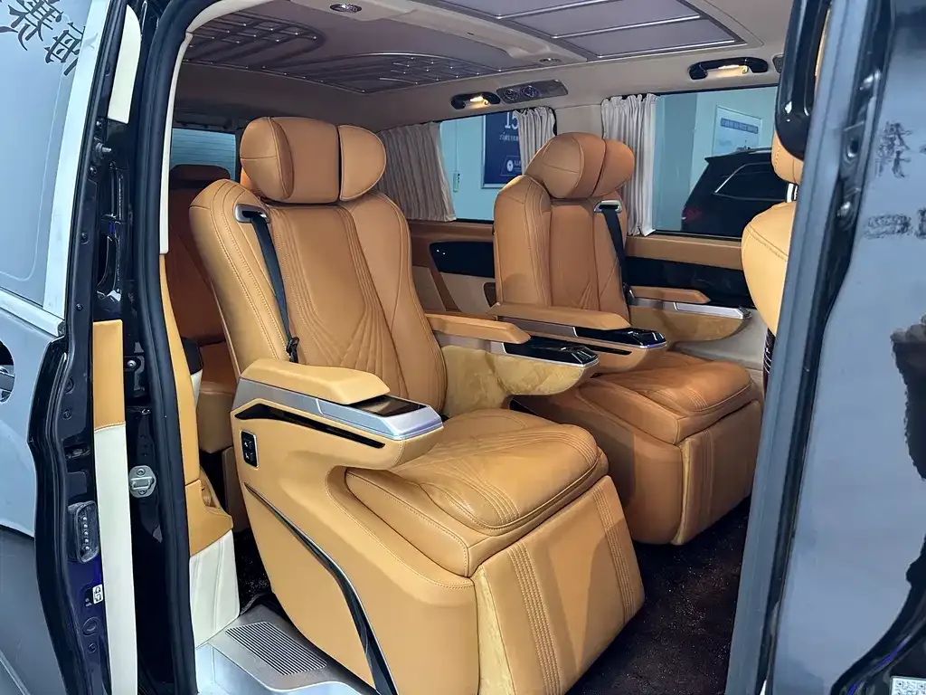 Mercedes-Benz Vito 2024 из CN, фото 5