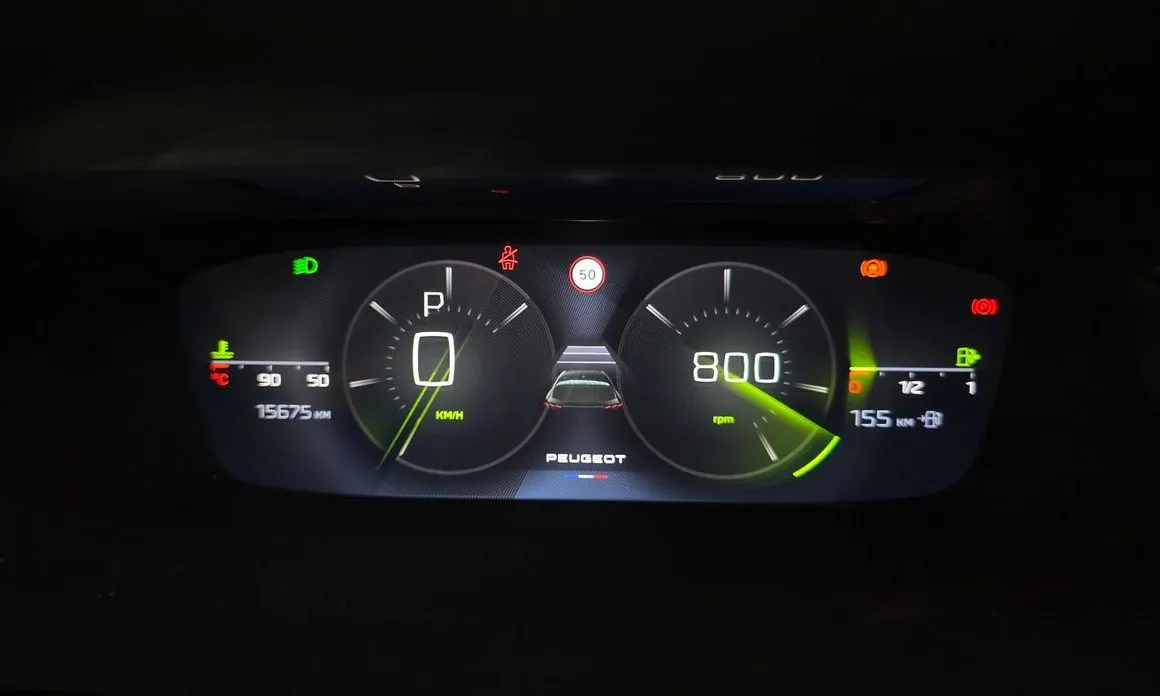 Peugeot 308 2023 из KR, фото 6