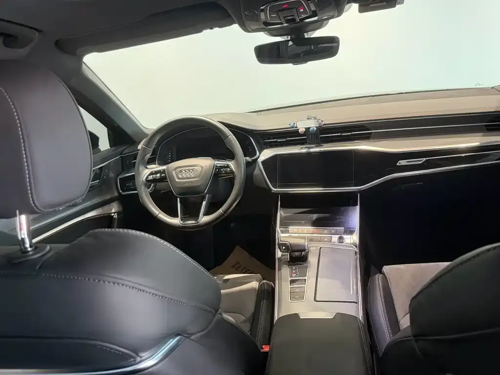 Audi A6L 2021 из CN, фото 10
