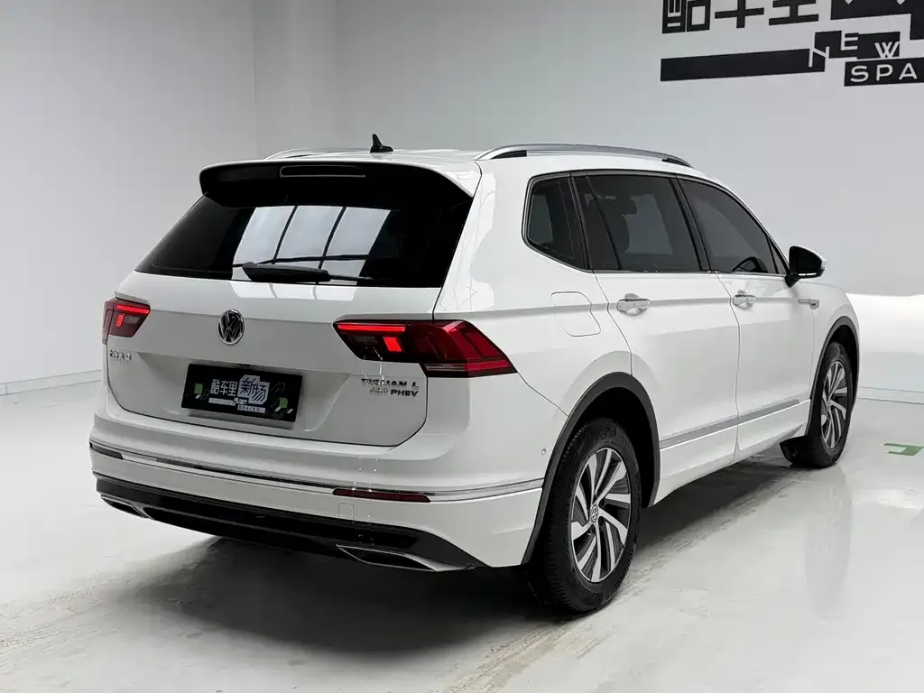 Volkswagen 途观L插电混动 2021 из CN, фото 8