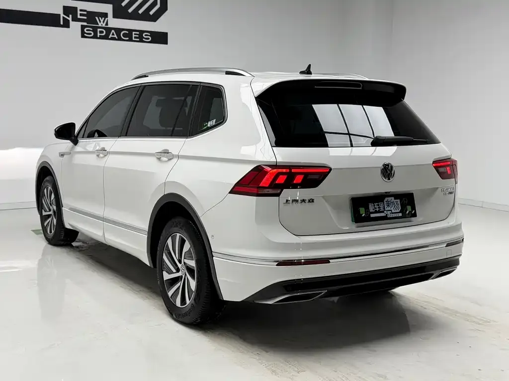 Volkswagen 途观L插电混动 2021 из CN, фото 7
