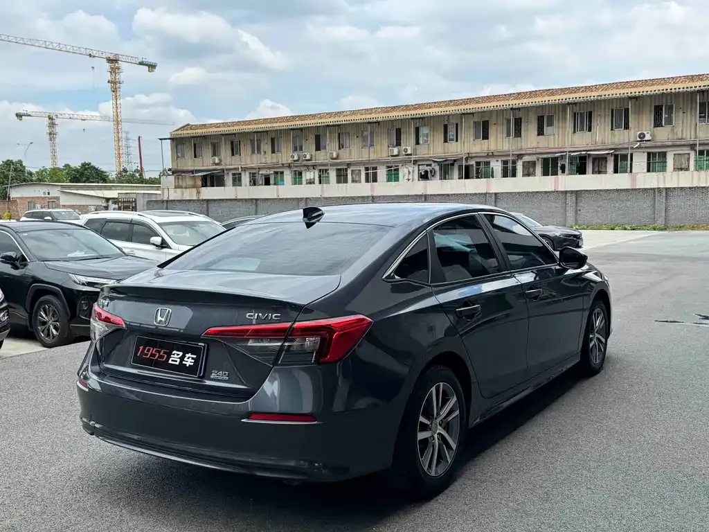 Honda Civic — фото 5