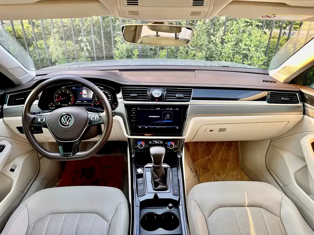 Volkswagen Phideon 2023 из CN, фото 5
