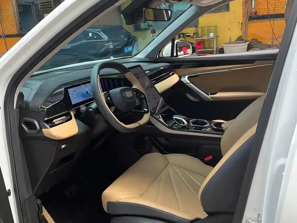 Geely Boyue L 2023 из CN, фото 6