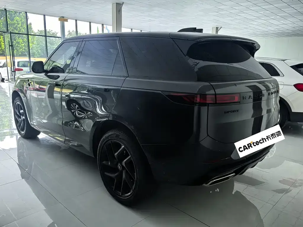 Land Rover Sport