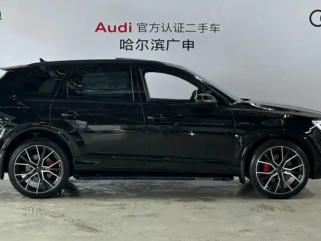 Audi Q7 — фото 5