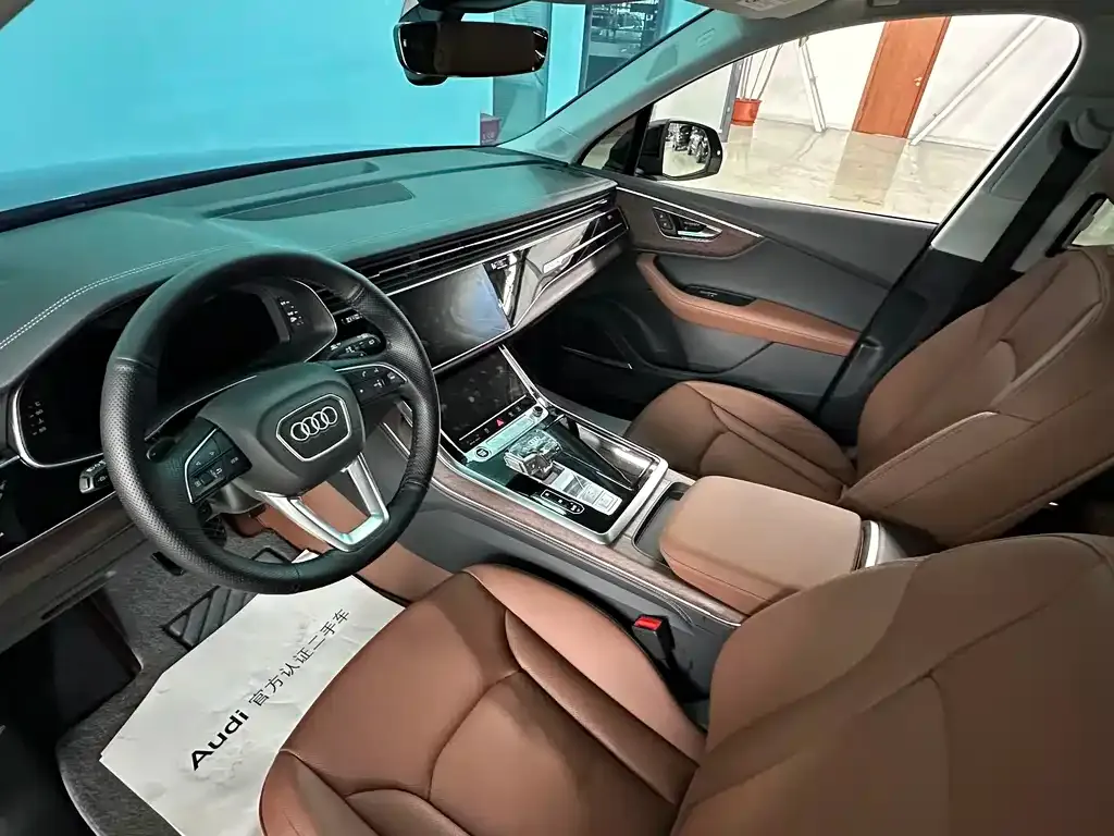 Audi Q7 — фото 2
