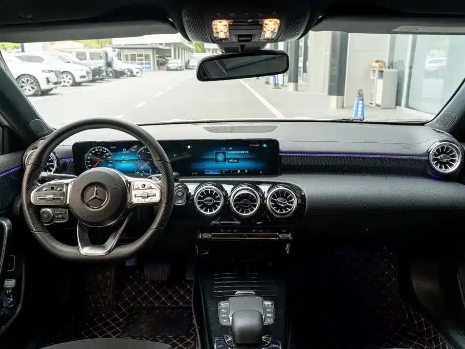 Mercedes-Benz A-Class 2023 из CN, фото 10