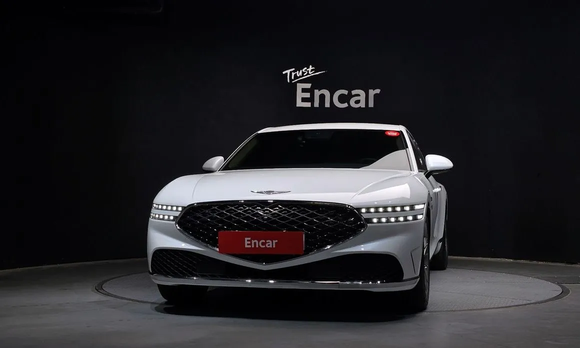 Genesis G90 2022 из KR, фото 2