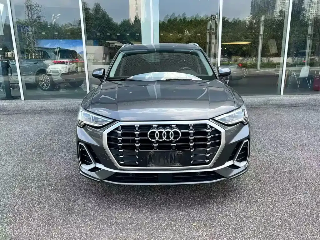 Audi Q3 — фото 9