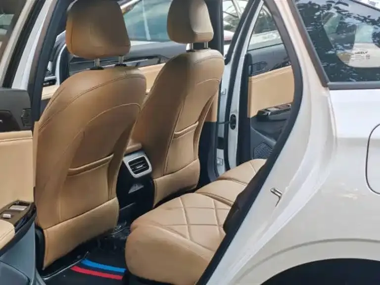 Geely Galaxy L6 2024 из CN, фото 3