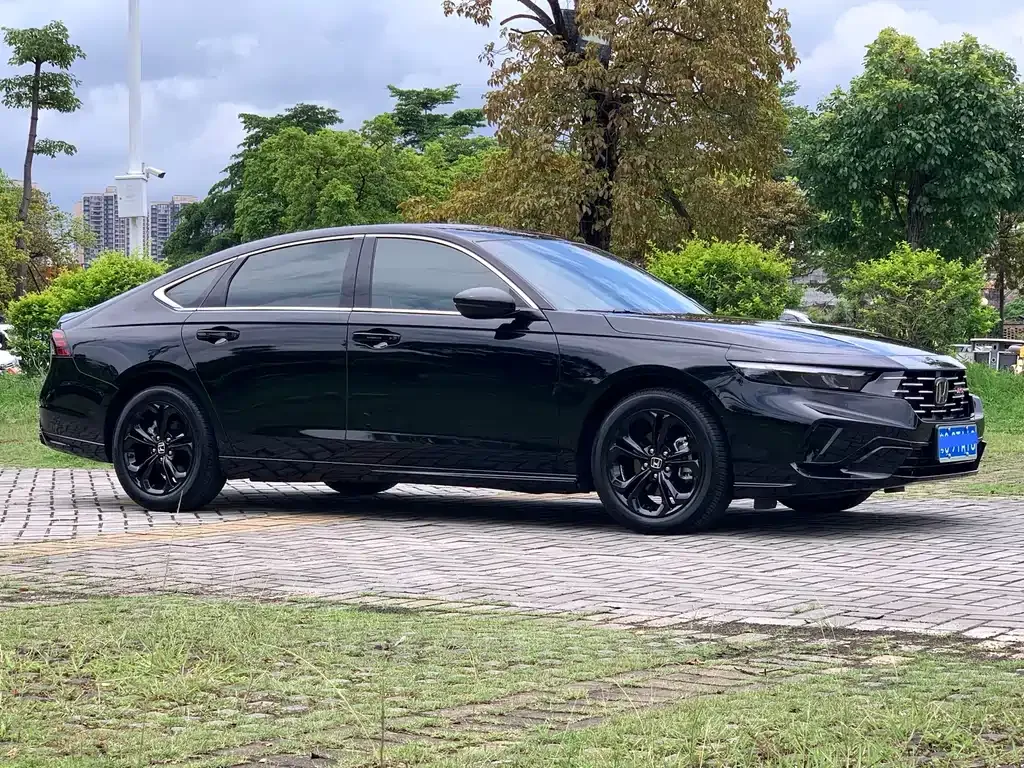 Honda Accord — фото 6