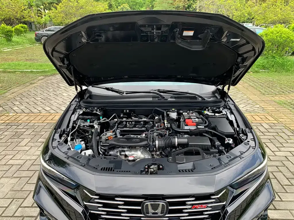 Honda Accord — фото 5