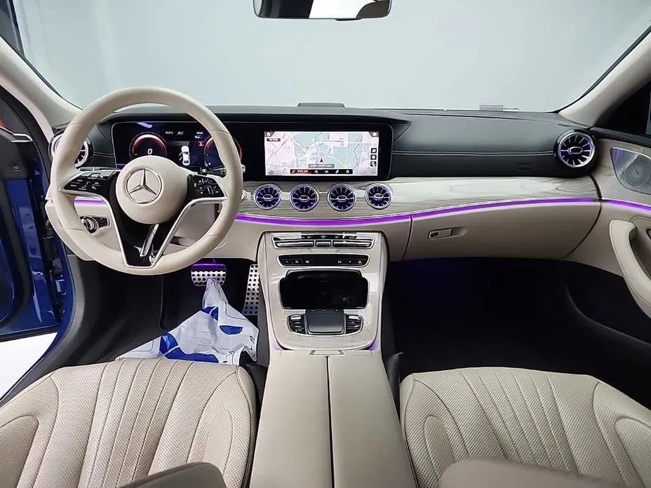 Mercedes-Benz CLS-Class — фото 1