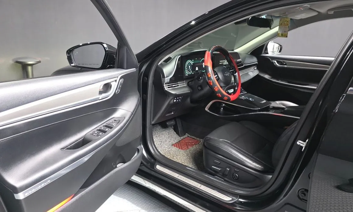 Hyundai Grandeur 2023 из KR, фото 6