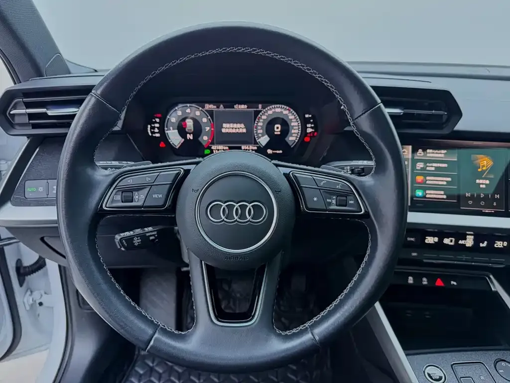 Audi A3 — фото 5